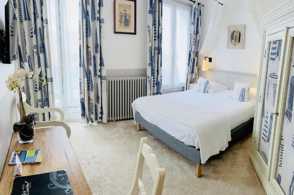 Hotel & Restaurant Le Central Trouville Habitación foto